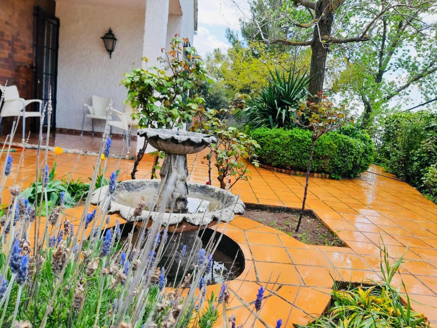 Casa Rosales Villa