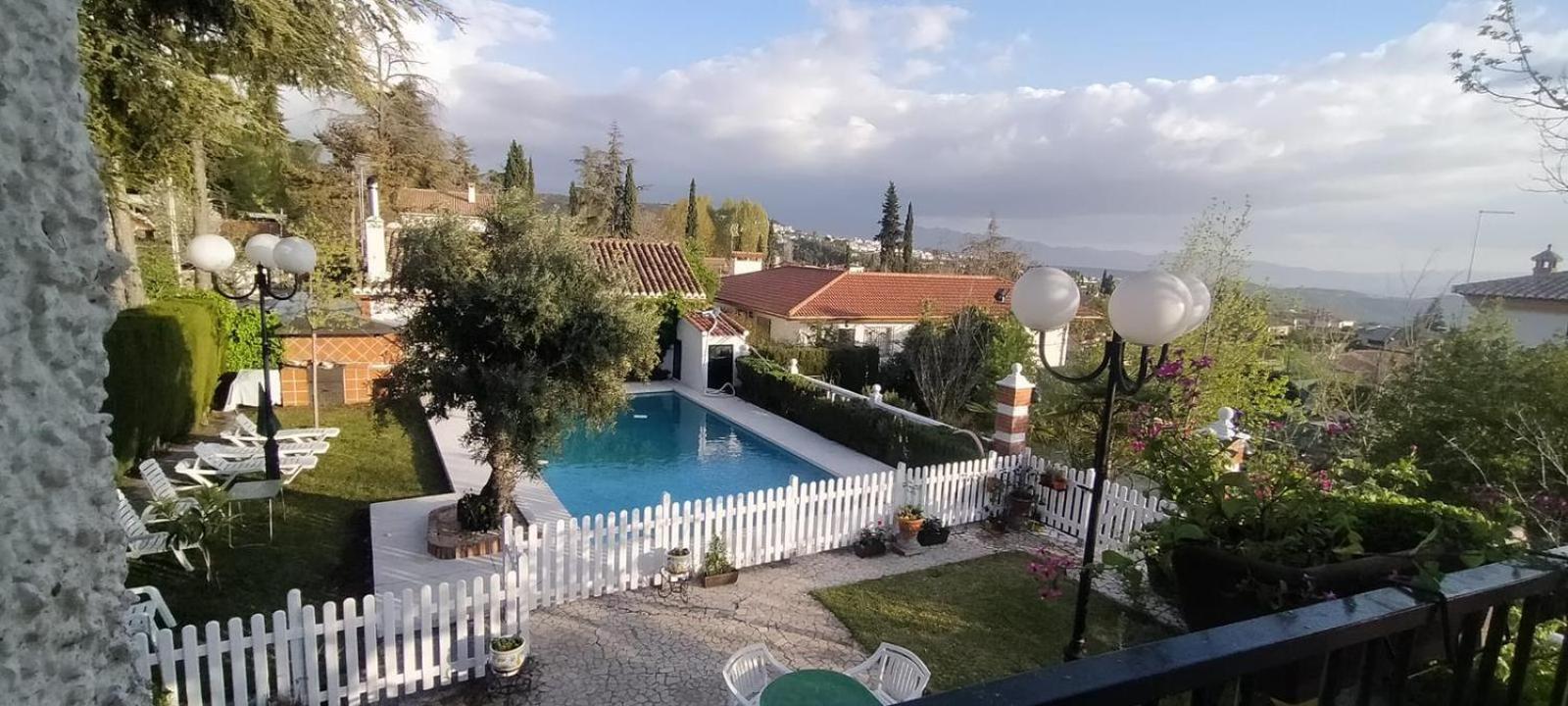 Villa Casa Rosales